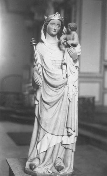 statue : Vierge à l'enfant, vue générale