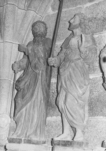 statues : apôtres Jacques et Paul, vue générale