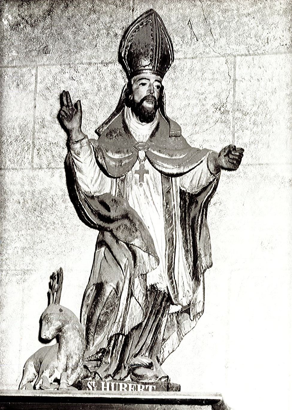 statue : Saint Hubert et son cerf, vue générale