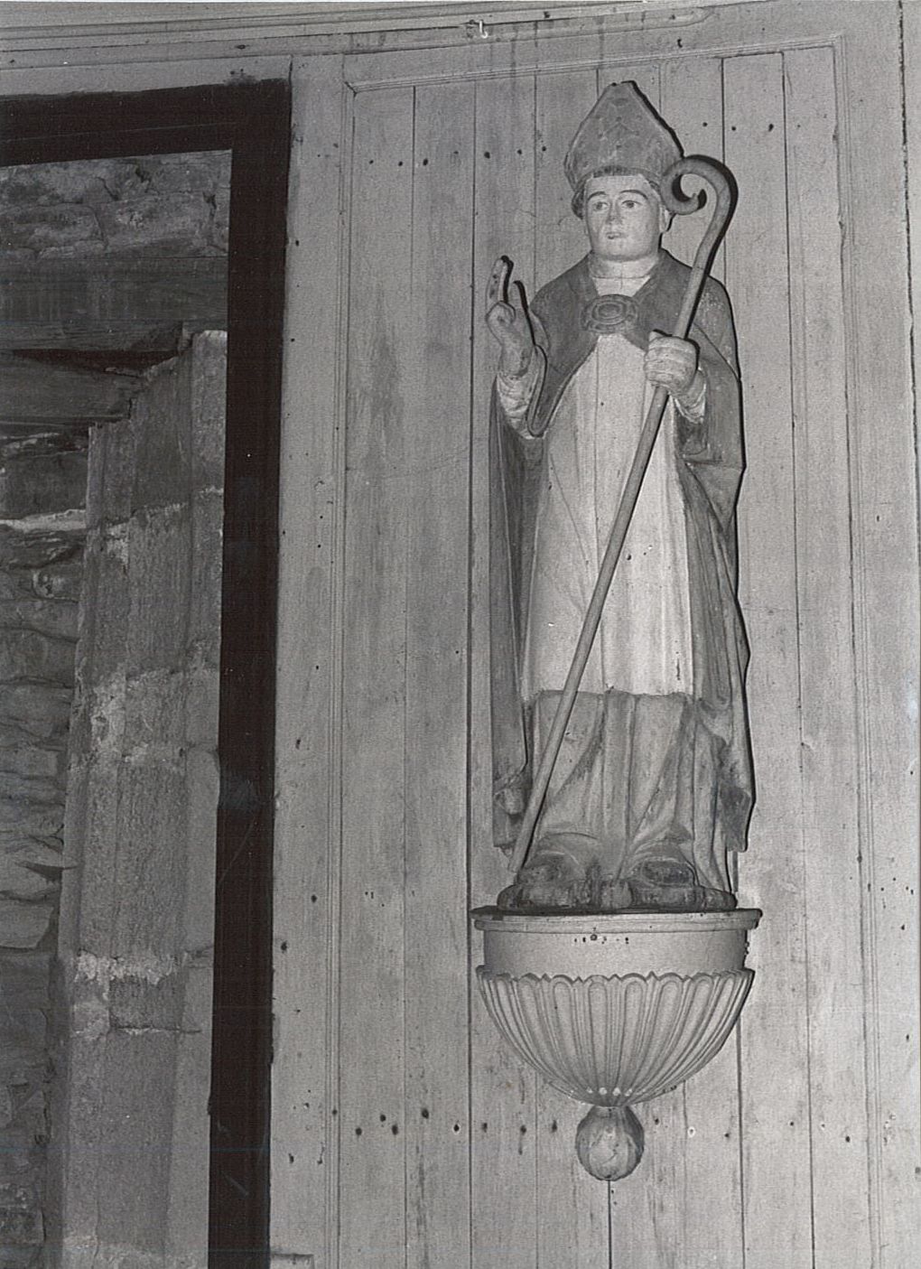 statue : Saint Yvy, vue générale - © Ministère de la Culture (France), Médiathèque du patrimoine et de la photographie, diffusion RMN-GP