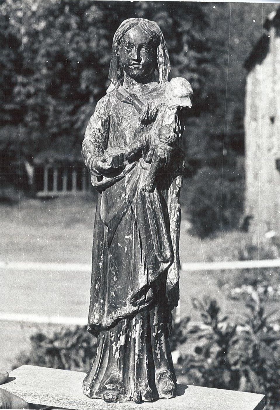 statue de procession : Vierge à l'Enfant, vue générale