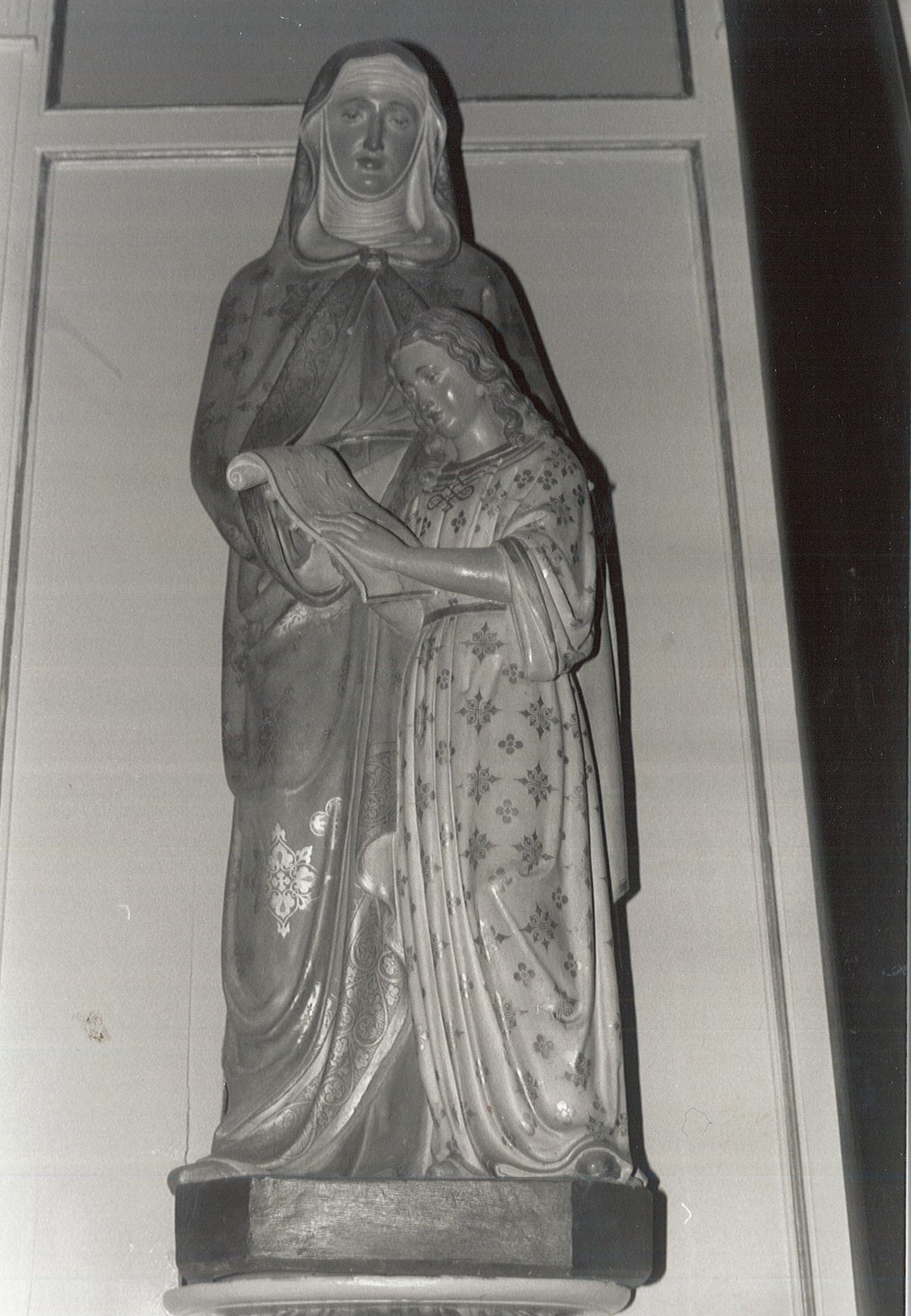 groupe sculpté : Education de la Vierge, vue générale - © Ministère de la Culture (France), Médiathèque du patrimoine et de la photographie, diffusion RMN-GP