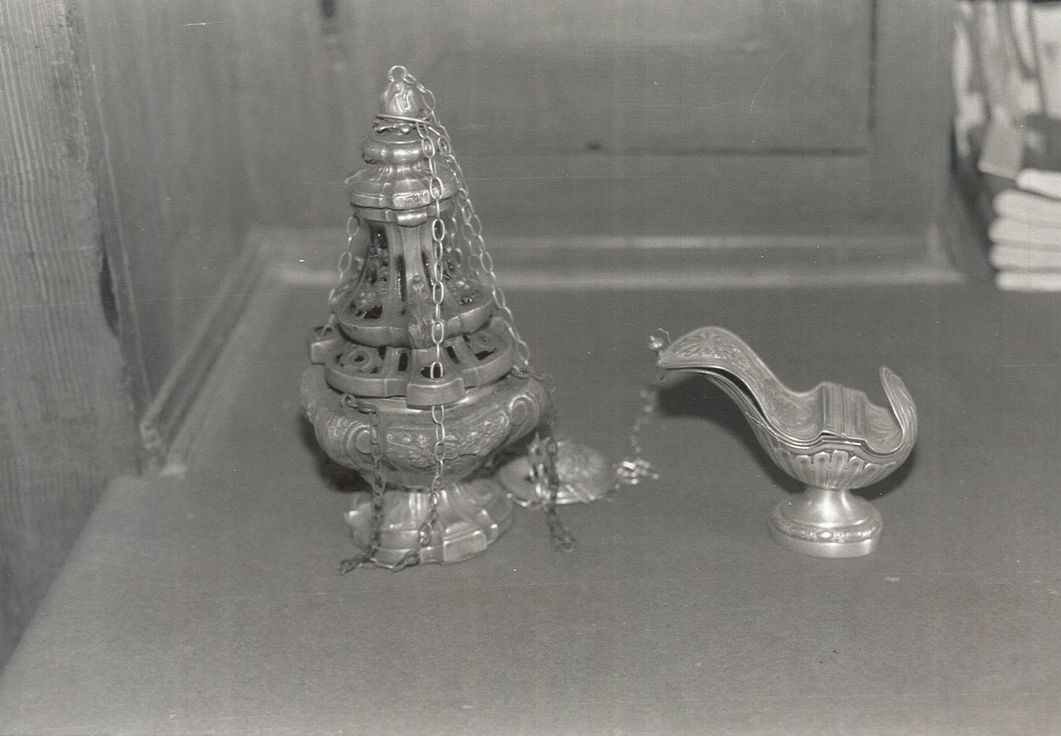 encensoir et navette à encens, vue générale - © Ministère de la Culture (France), Médiathèque du patrimoine et de la photographie, diffusion RMN-GP
