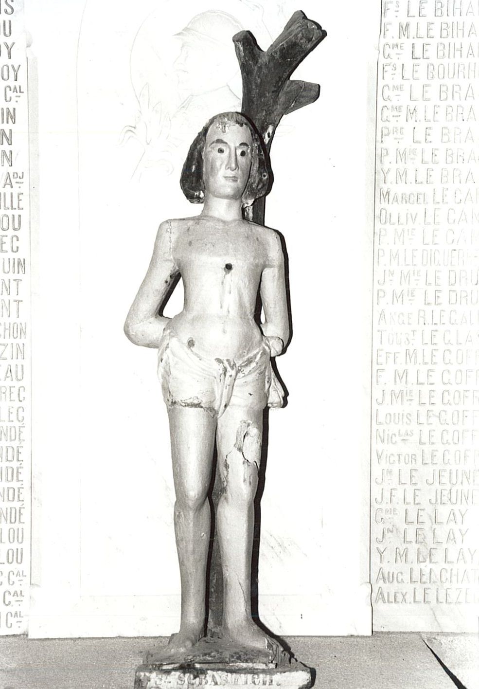 statue : Saint Sébastien, vue générale