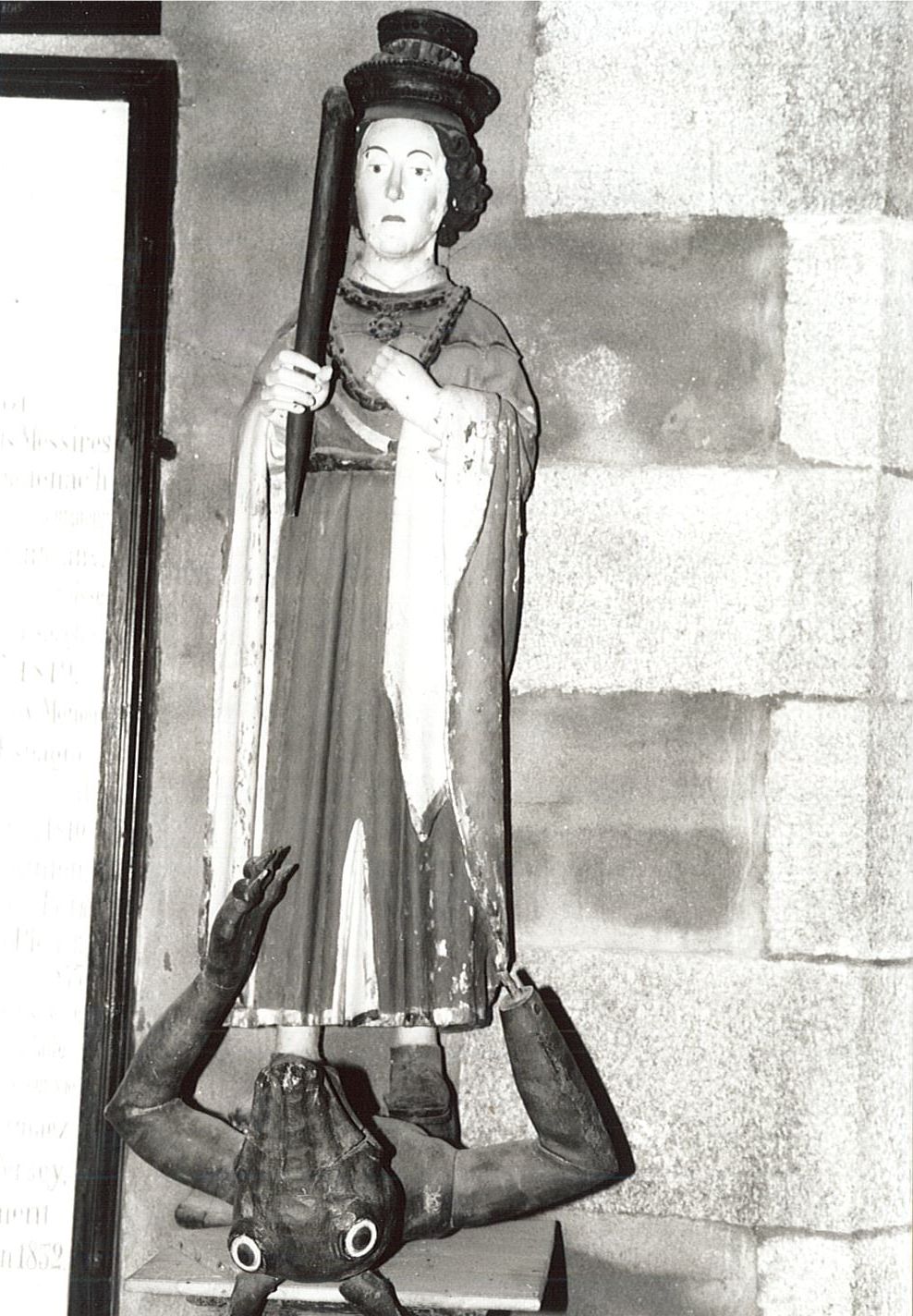 statue : Saint Efflam ?, vue générale