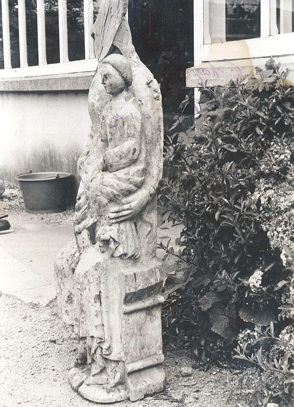 statue : Vierge à l'Enfant, vue générale - © Ministère de la Culture (France), Médiathèque du patrimoine et de la photographie, diffusion RMN-GP