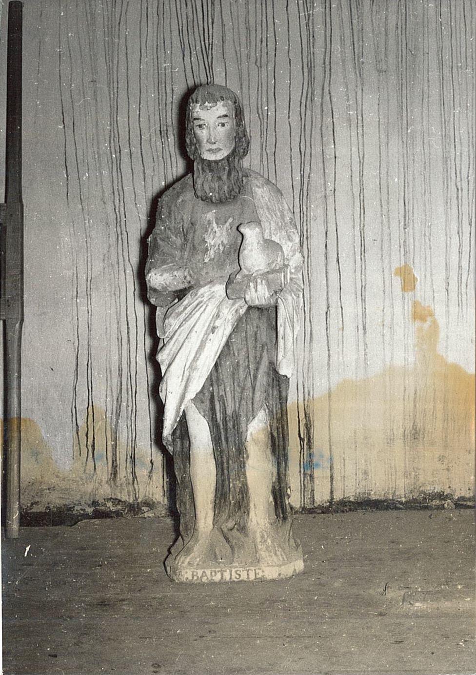 statue : Saint Jean-Baptiste, vue générale - © Ministère de la Culture (France), Archives départementales des Côtes-d’Armor, Conservation des antiquités et des objets d’art – Tous droits réservés