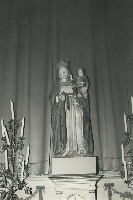 Statue : Vierge à l'Enfant dite Notre-Dame des Fontaines n°1