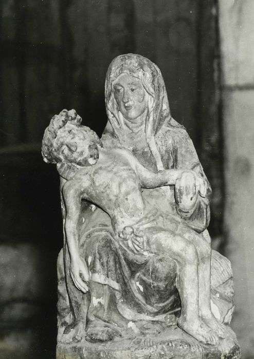 statue : Vierge de Pitié, vue générale - © Ministère de la Culture (France), Médiathèque du patrimoine et de la photographie, diffusion RMN-GP