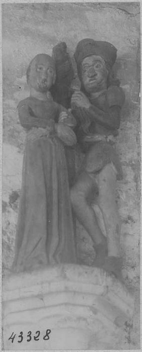 groupe sculpté : sainte Apolline et son bourreau, vue générale