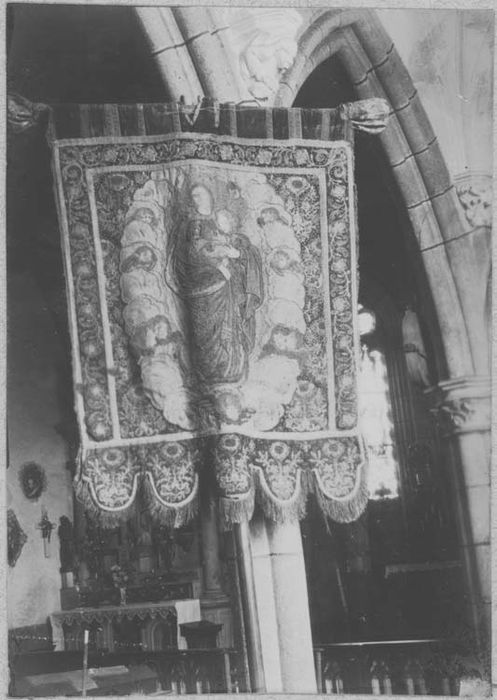 bannière de procession, vue générale