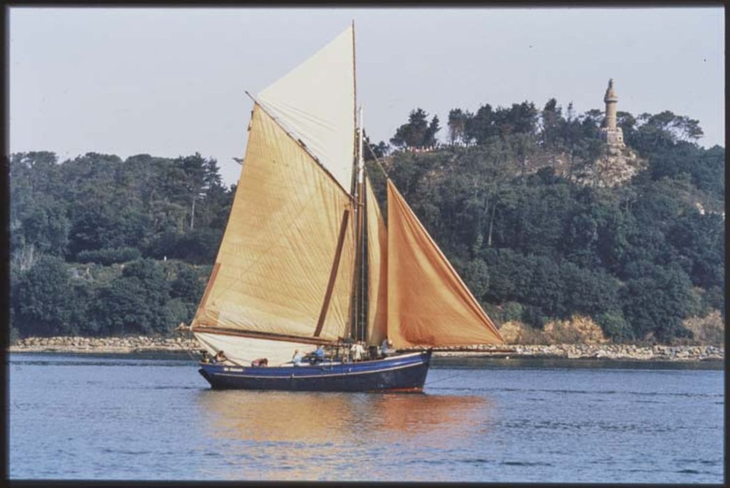 bateau de pêche aux lignes et aux filets : Barquette dite sainte Anne, détail - © Ministère de la Culture (France), Médiathèque du patrimoine et de la photographie, diffusion RMN-GP