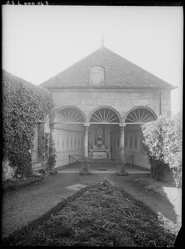 Chapelle et jardin