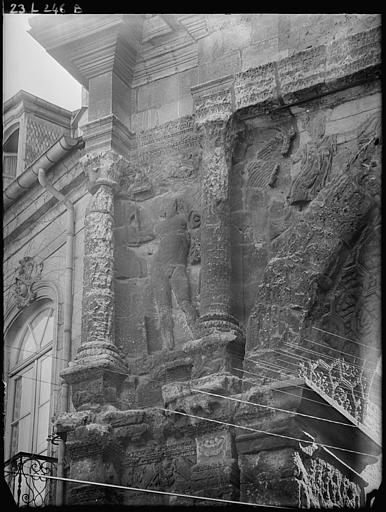 Façade, détail des sculptures