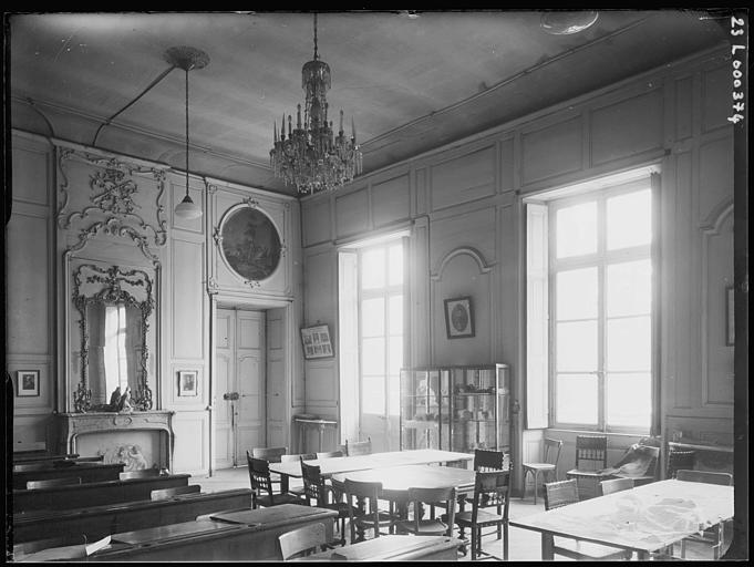 Grand salon au premier étage