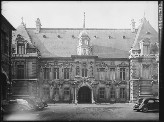 Façade antérieure de Hugues Sambin