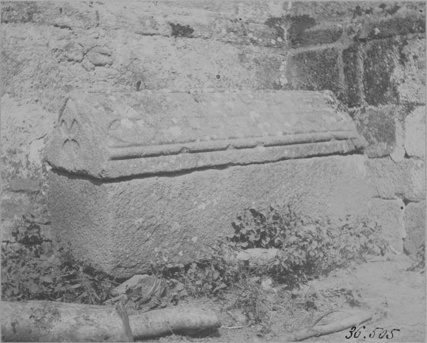 sarcophage, vue générale