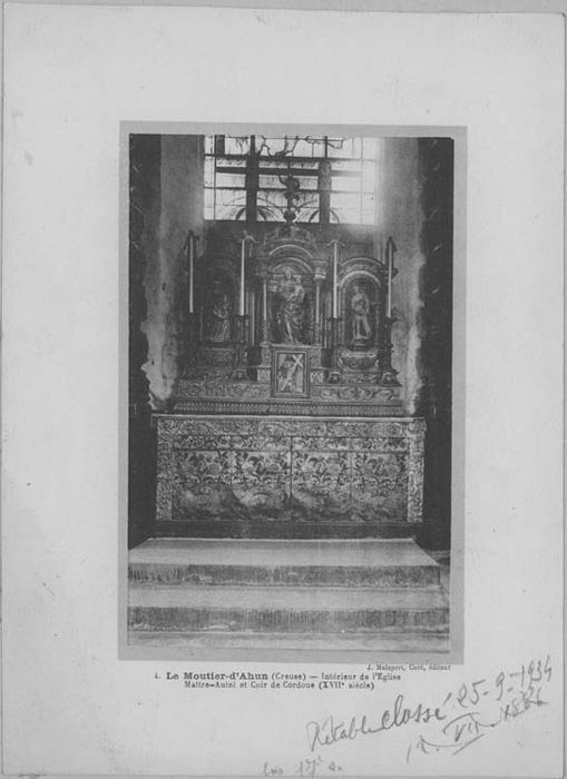 autel, antependium (maître-autel, ensemble du décor de choeur), 2 gradins d'autel, tabernacle, exposition du maître-autel (ensemble du décor de choeur), vue générale