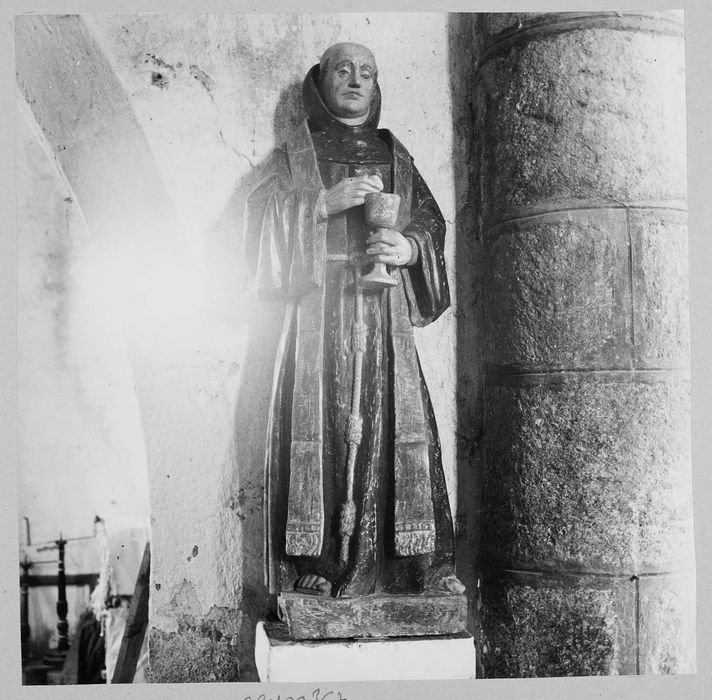 statue : saint Zosime, vue partielle