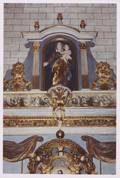 statue : Vierge à l’Enfant