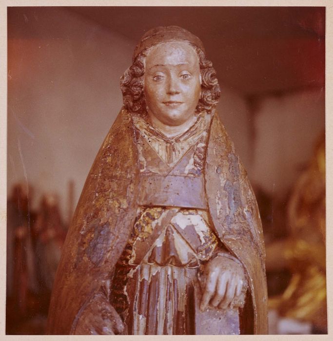 statue (petite nature) : Ange de l'Annonciation, vue partielle