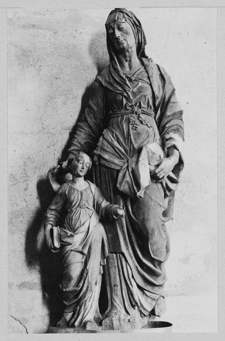 groupe sculpté (petite nature) : Sainte Anne et la Vierge