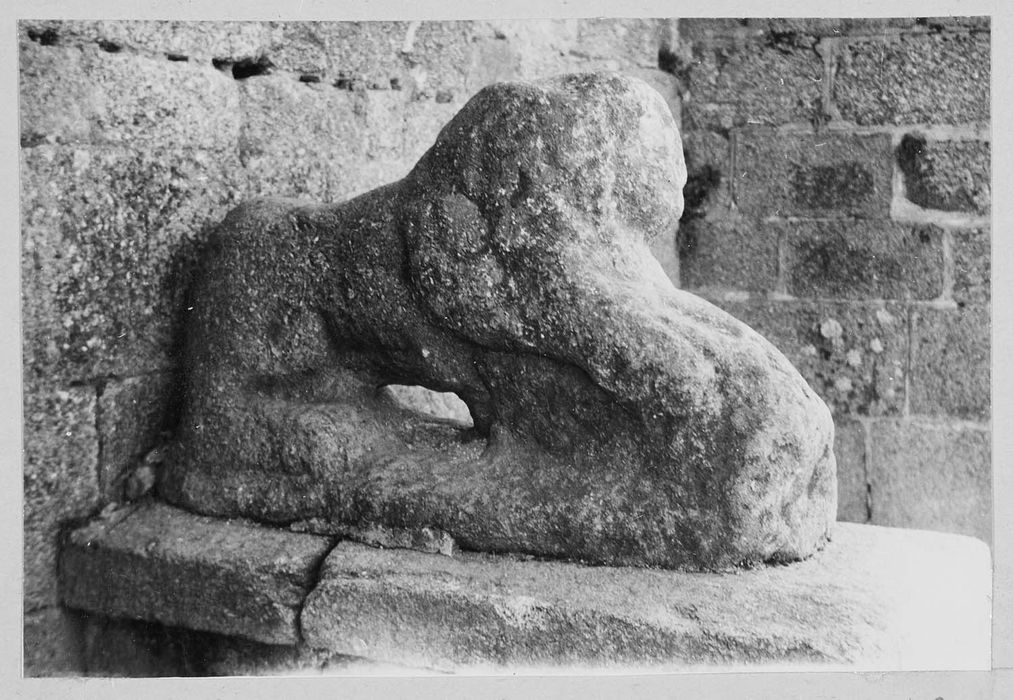 statue (petite nature) : Lion