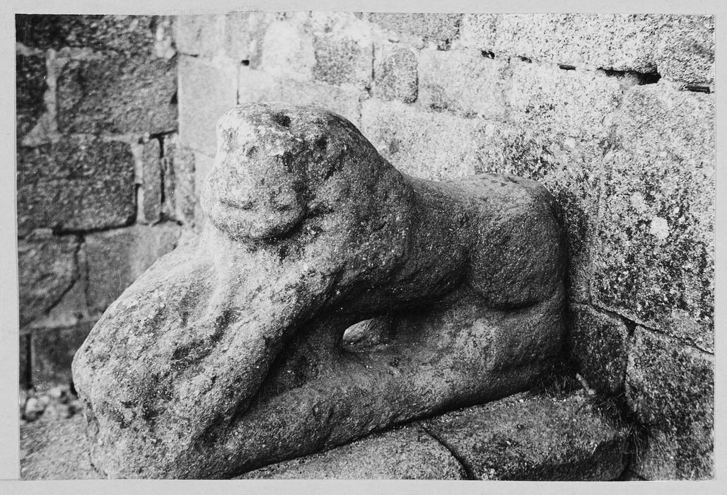 statue (petite nature) : Lion