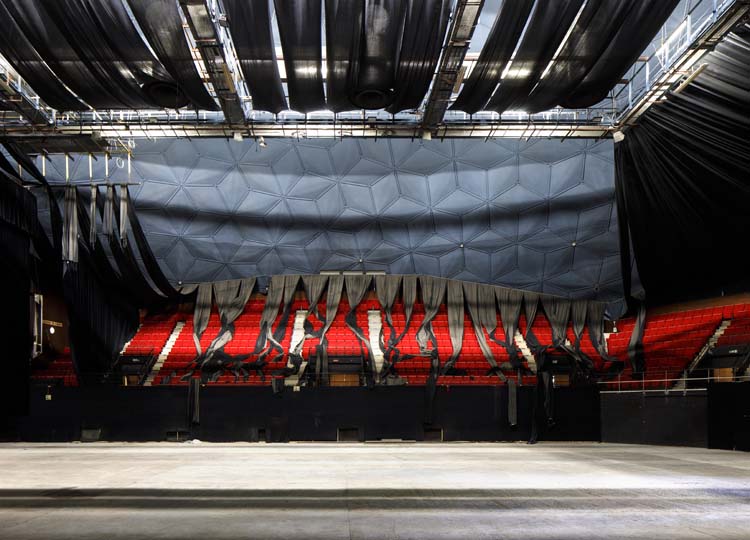 Intérieur de la salle de spectacle