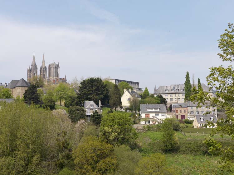 Bâtiment dans le paysage urbain