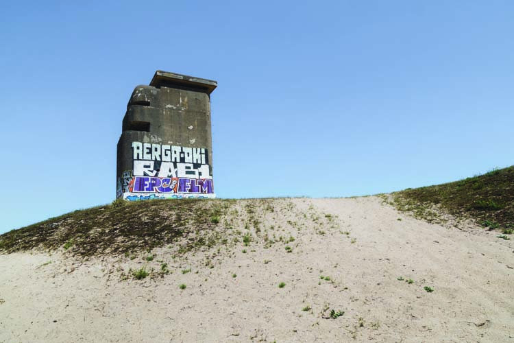 Vue depuis le contrebas d’une dune