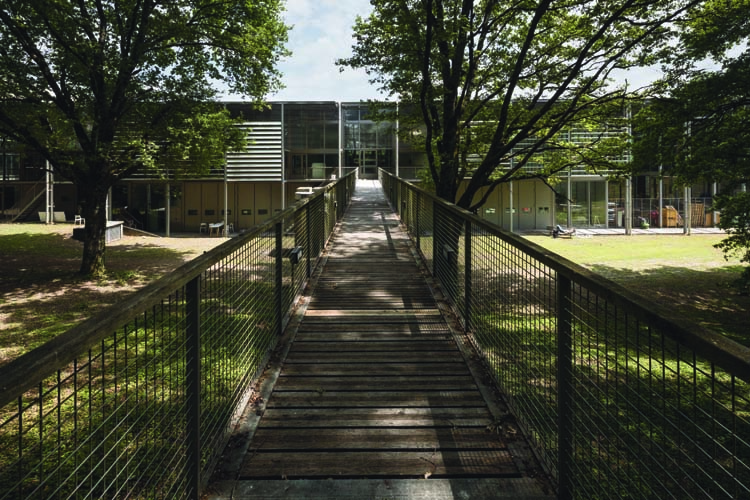 Passerelle extérieure