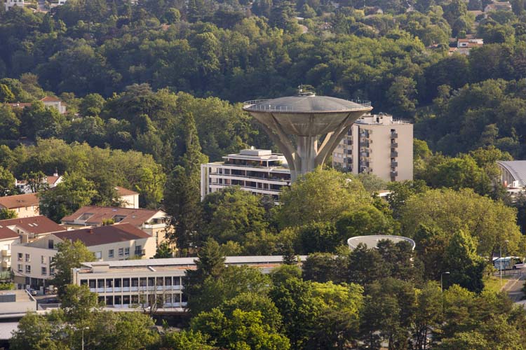 Vue depuis les hauteurs du réservoir