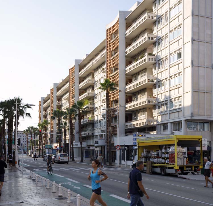 Façades sur la rue