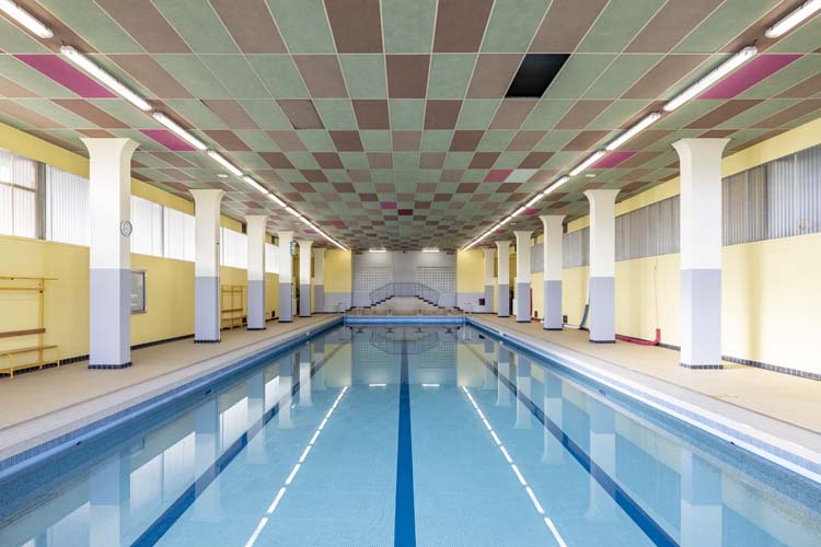 Piscine intérieure