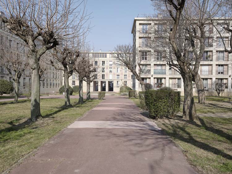 Vue des façades depuis le parc central
