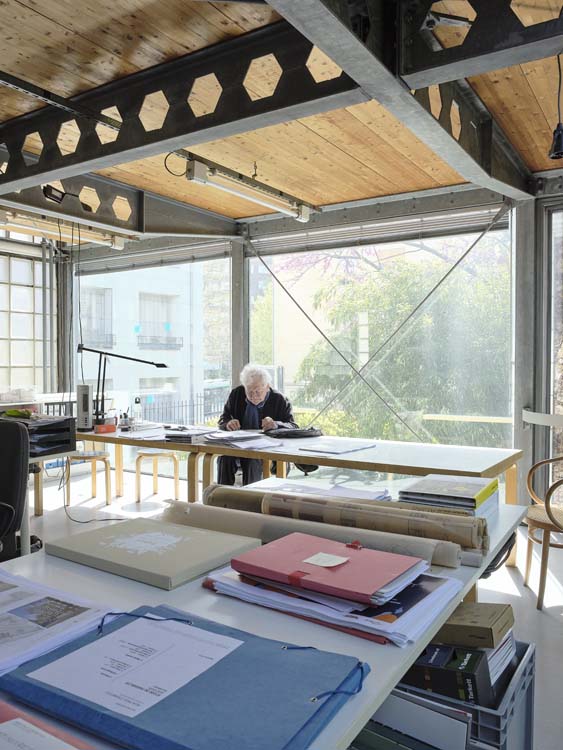 Intérieur du pavillon moderne