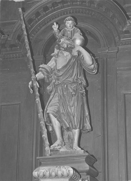 statue (grandeur nature) : saint Christophe, vue générale