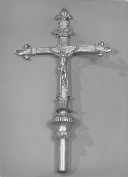 croix de procession, vue générale - © Ministère de la Culture (France), Médiathèque du patrimoine et de la photographie (objets mobiliers), tous droits réservés