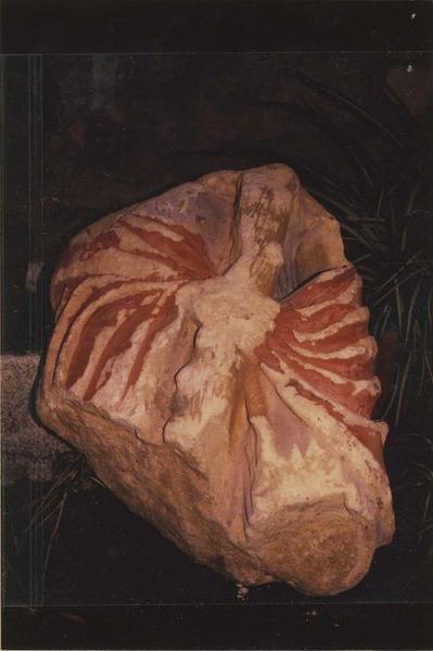 fragment de statue de saint Christophe, vue générale - © Ministère de la Culture (France), Médiathèque du patrimoine et de la photographie (objets mobiliers), tous droits réservés