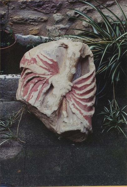 fragment de statue de saint Christophe, vue générale - © Ministère de la Culture (France), Médiathèque du patrimoine et de la photographie (objets mobiliers), tous droits réservés