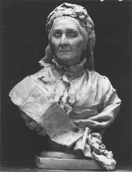 buste : portrait de la générale Daumesnil, vue générale - © Ministère de la Culture (France), Médiathèque du patrimoine et de la photographie (objets mobiliers), tous droits réservés