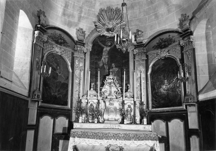 Maître-autel, retable, tableaux (maître-autel, tabernacle à ailes et dais d'exposition, retable architecturé)