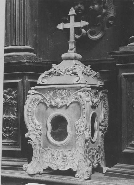 reliquaire, style rocaille, vue générale - © Ministère de la Culture (France), Médiathèque du patrimoine et de la photographie (objets mobiliers), tous droits réservés