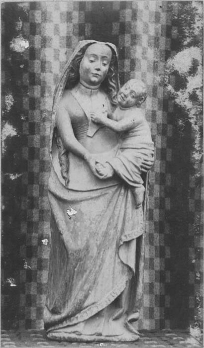 statue : Vierge à l'Enfant, vue générale