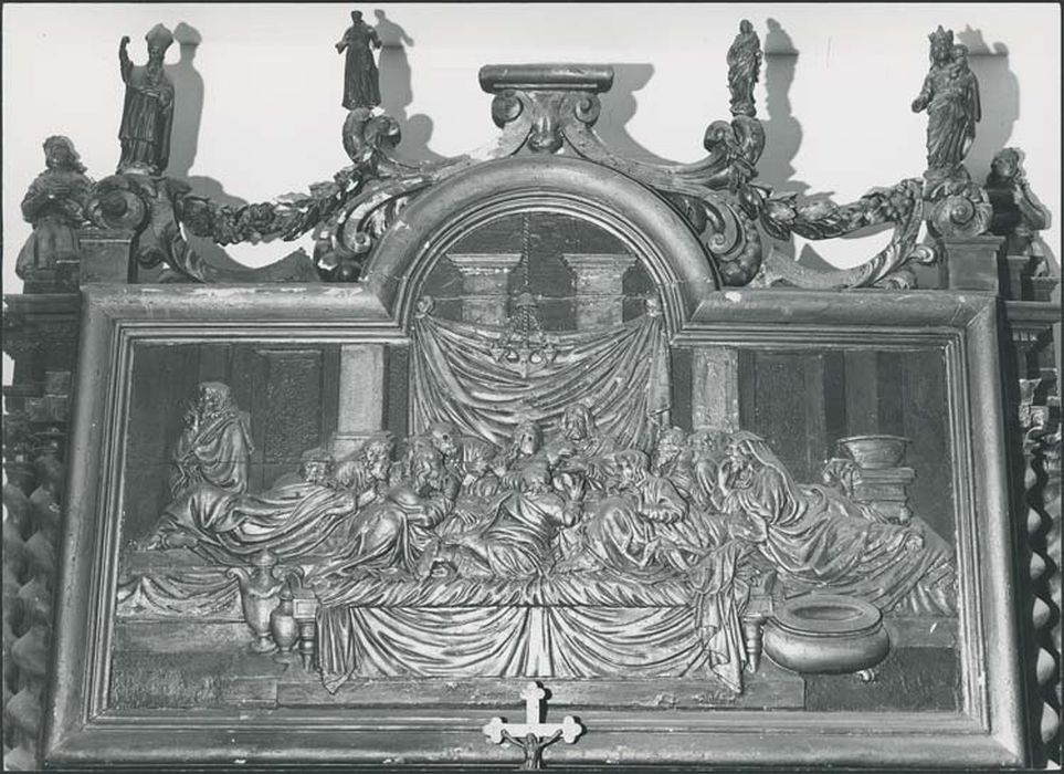 bas-relief : Cène, statues (statuettes)