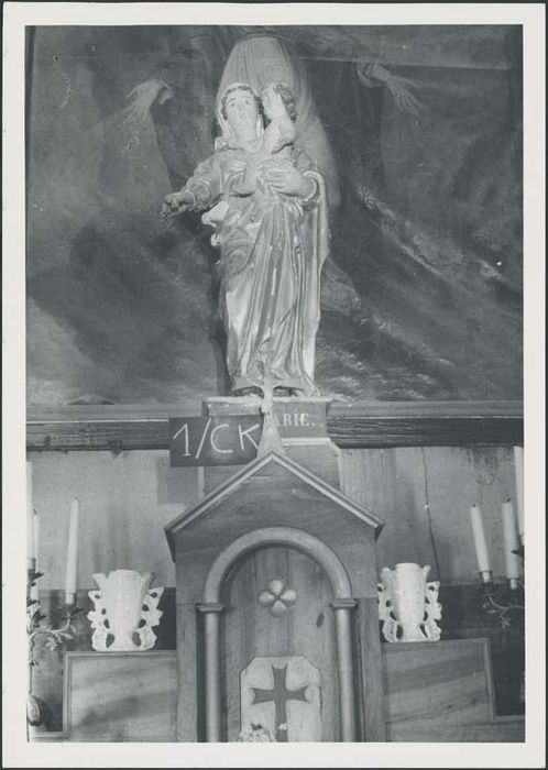 statue : Vierge à l'Enfant