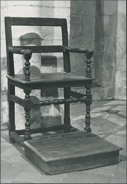 fauteuil de célébrant