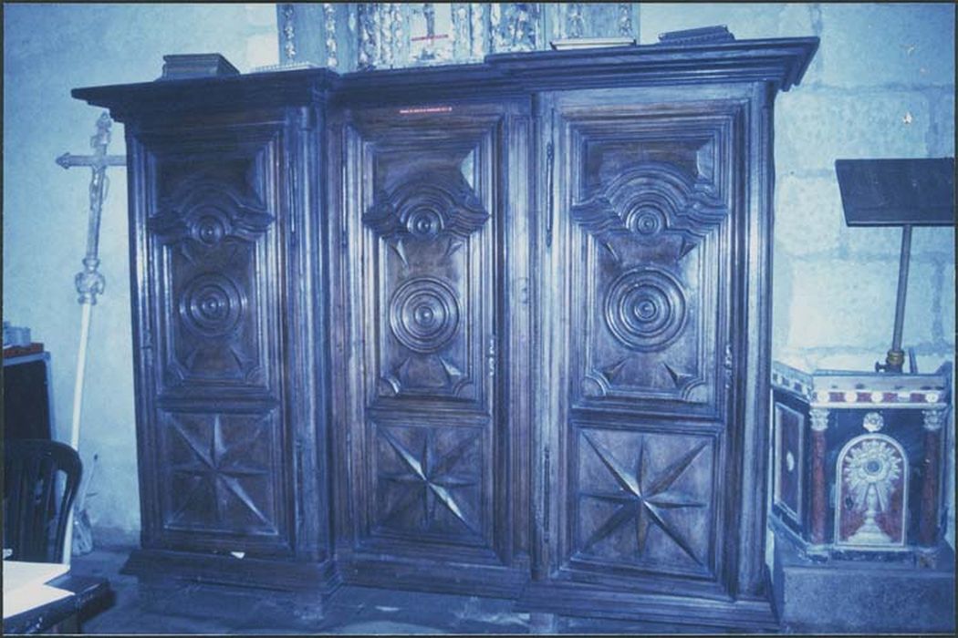 armoire de sacristie