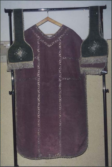 chasuble, étole et manipule